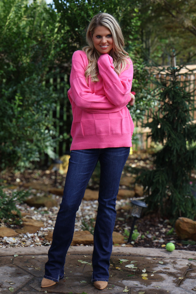 Gretel Round Neck Textured Knitted Sweater : Pink