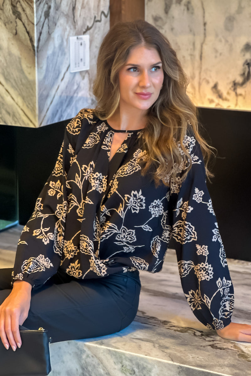 Mackinac Cutout Floral Print Top : Black