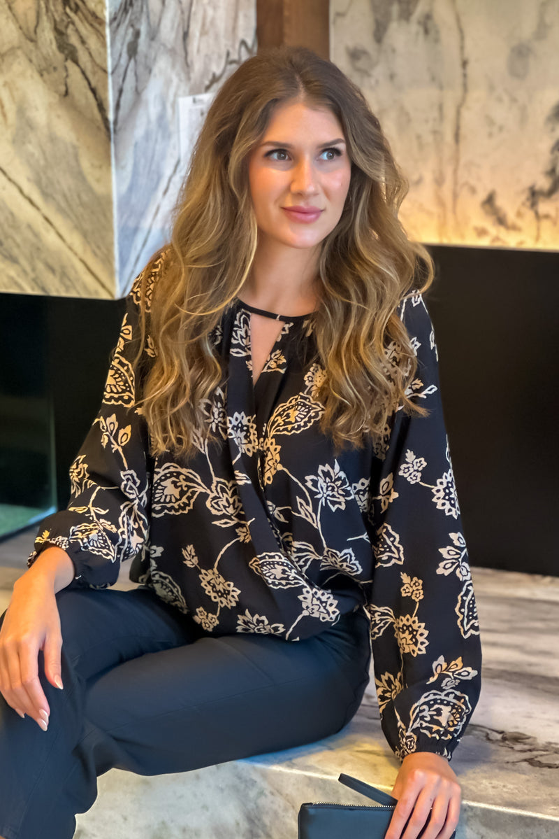 Mackinac Cutout Floral Print Top : Black