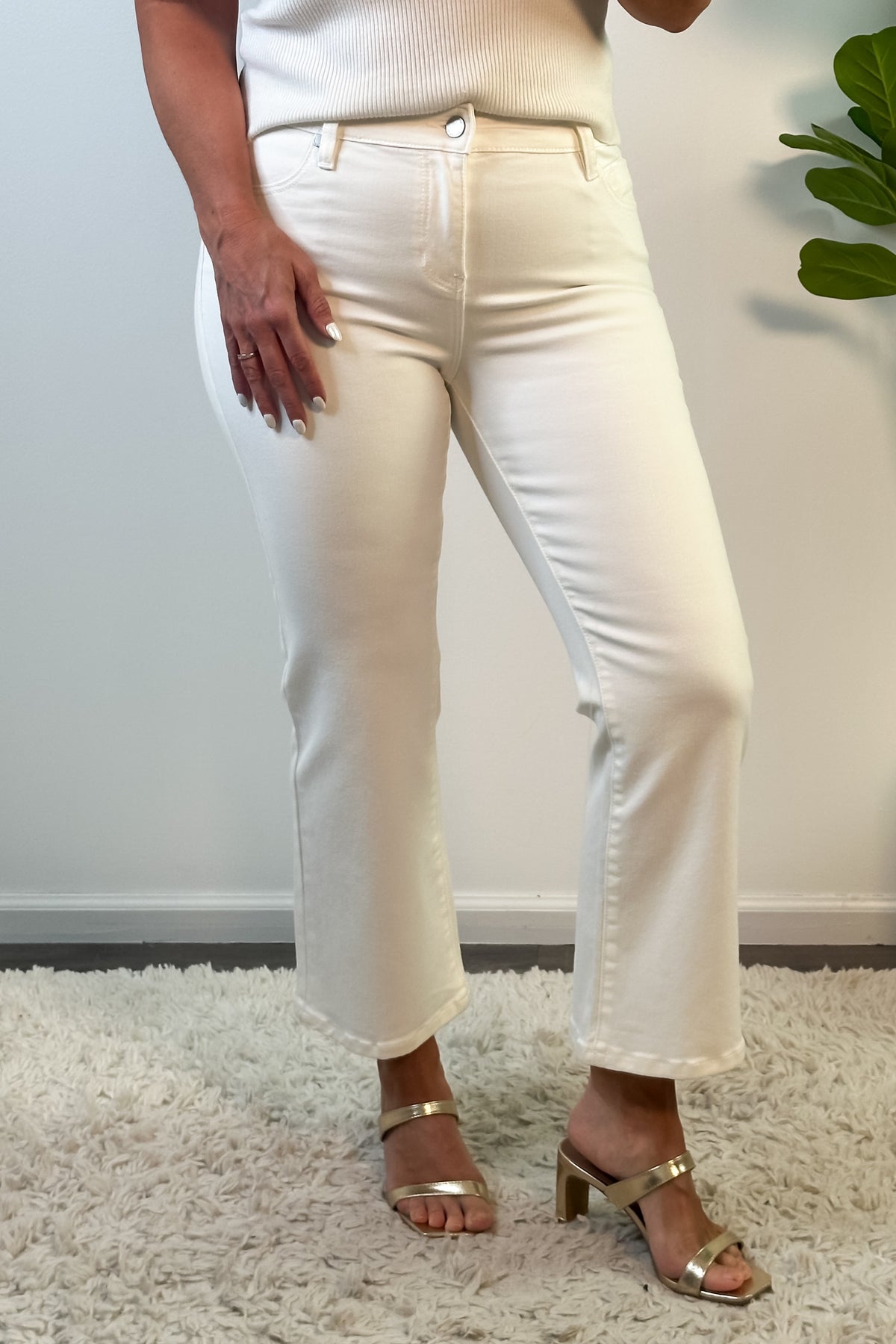 Liverpool Ausha Crop Flare Jeans : White