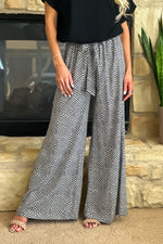 Zelda Printed Tie Waist Wide Leg Pant : Charcoal