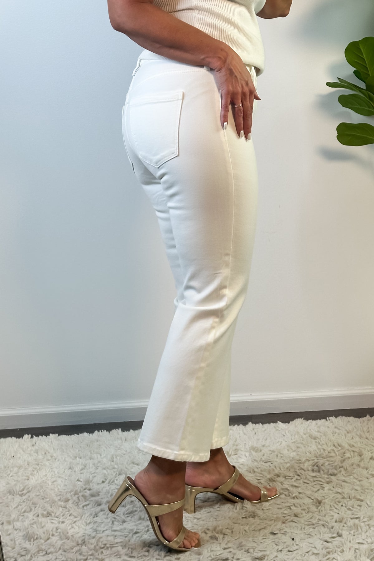 Liverpool Ausha Crop Flare Jeans : White