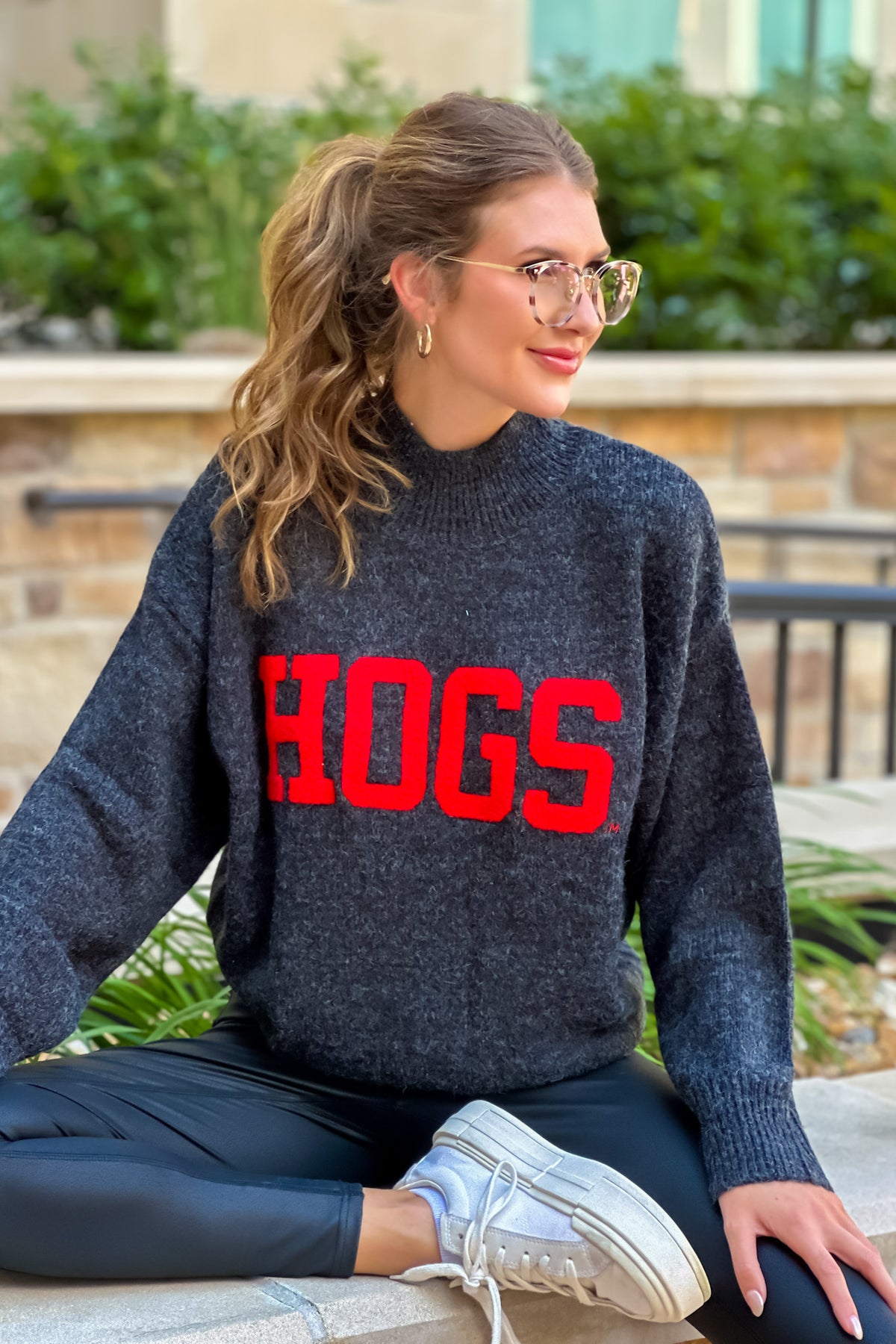 U of Arkansas Hogs Sweater : Black
