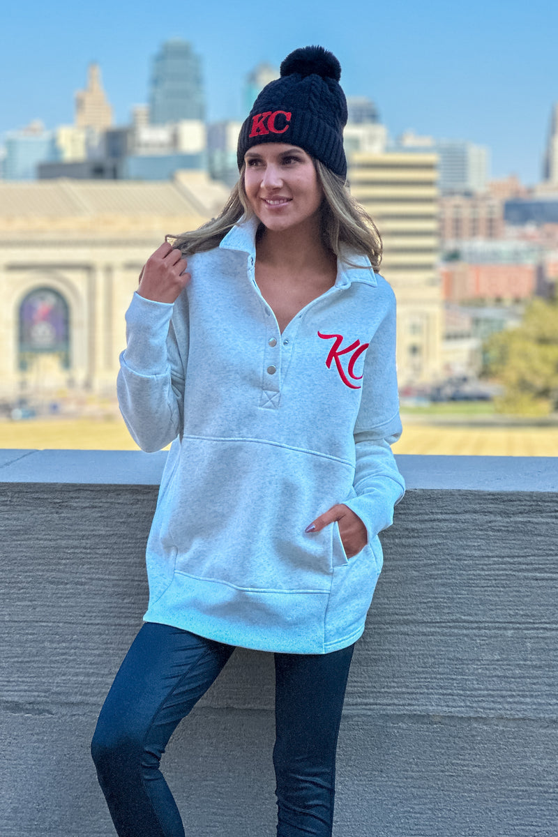 Lula Fleece Embroidered KC Snap Pullover : Oatmeal