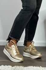 Exe Zipper Trimmed Platform Sneaker : Gold