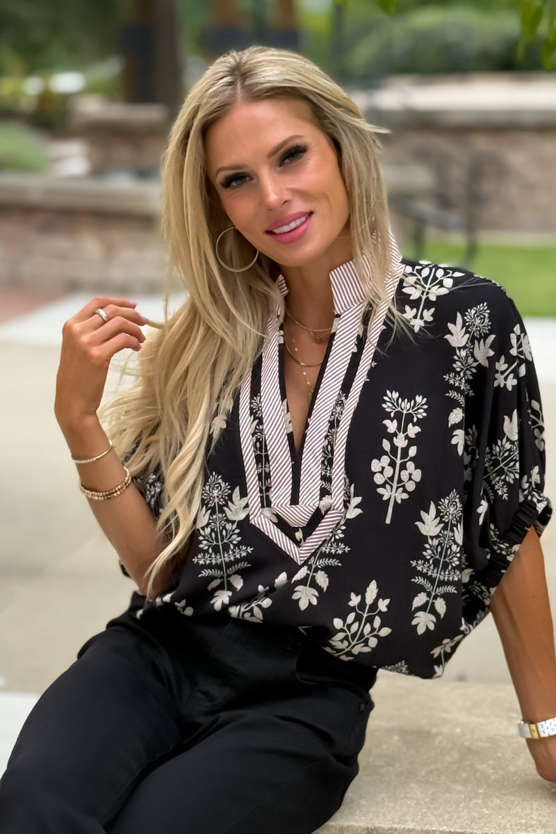 Gabbie Contrast Detail Printed Top : Black
