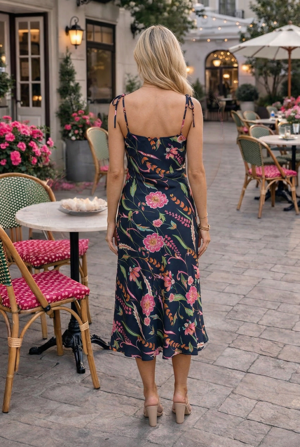 Shayna Tie Strap Floral Pattern Dress : Navy
