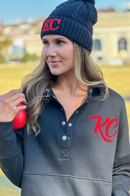 Lula Fleece Embroidered KC Snap Pullover : Black