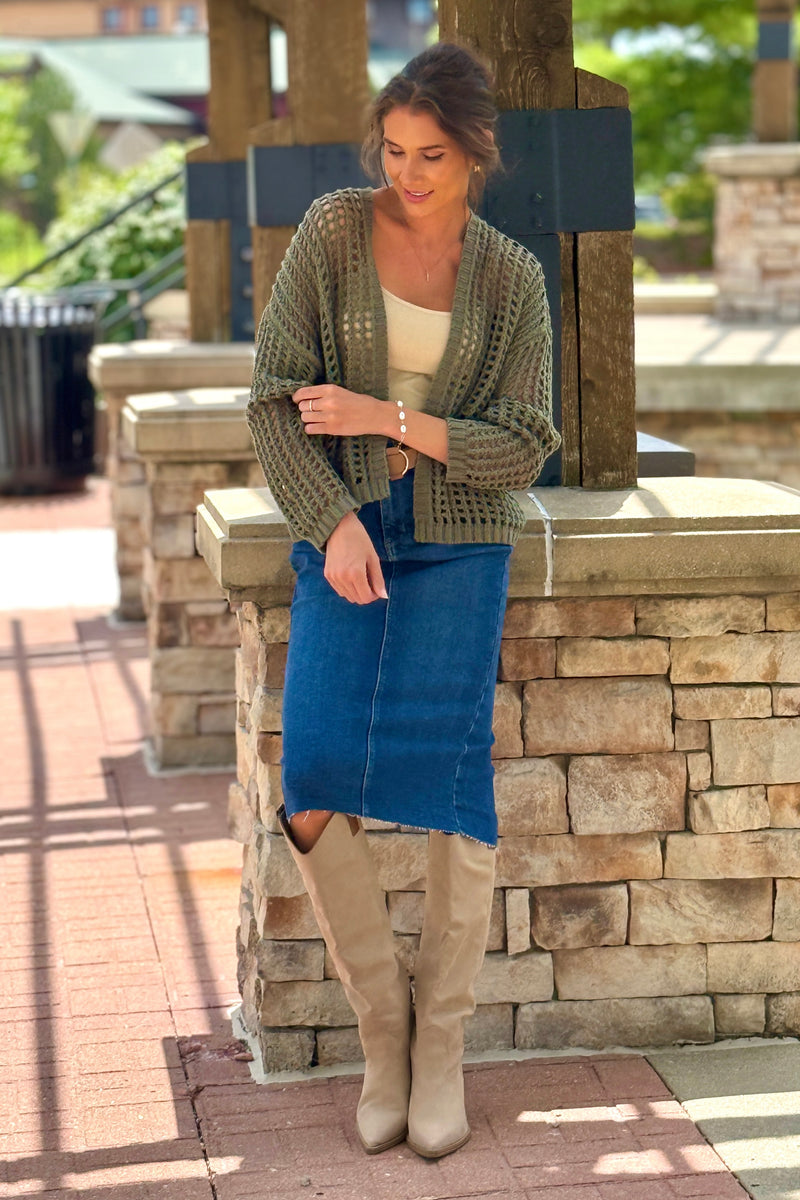 Antonia Crochet Cropped Cardigan : Lt. Olive