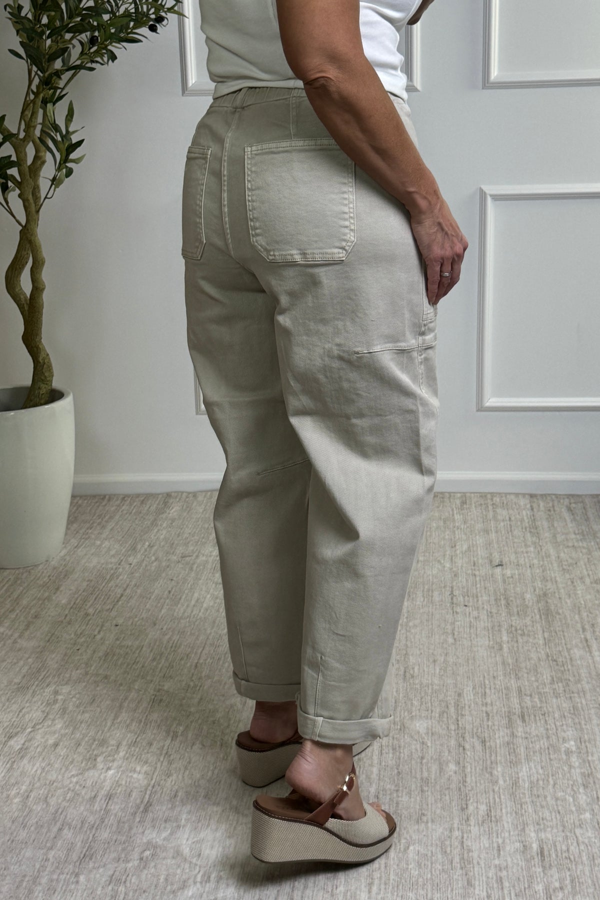 Risen Mara High Rise-Crop Wide Barrel Cargo Pocket Cuffed Jeans : Almond