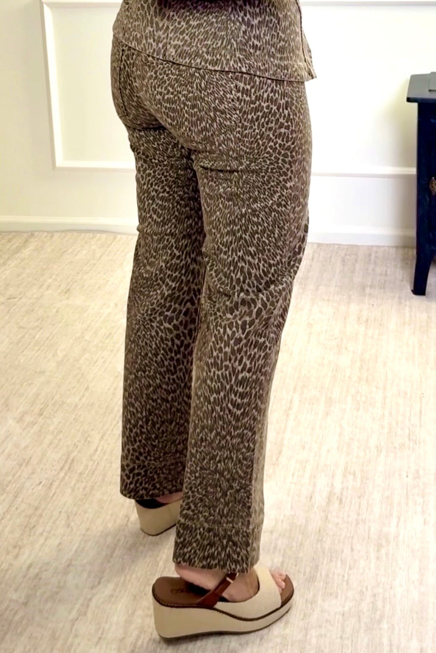 Liverpool Isabelle Straight with Wide Hem Animal Print Jeans : Khaki