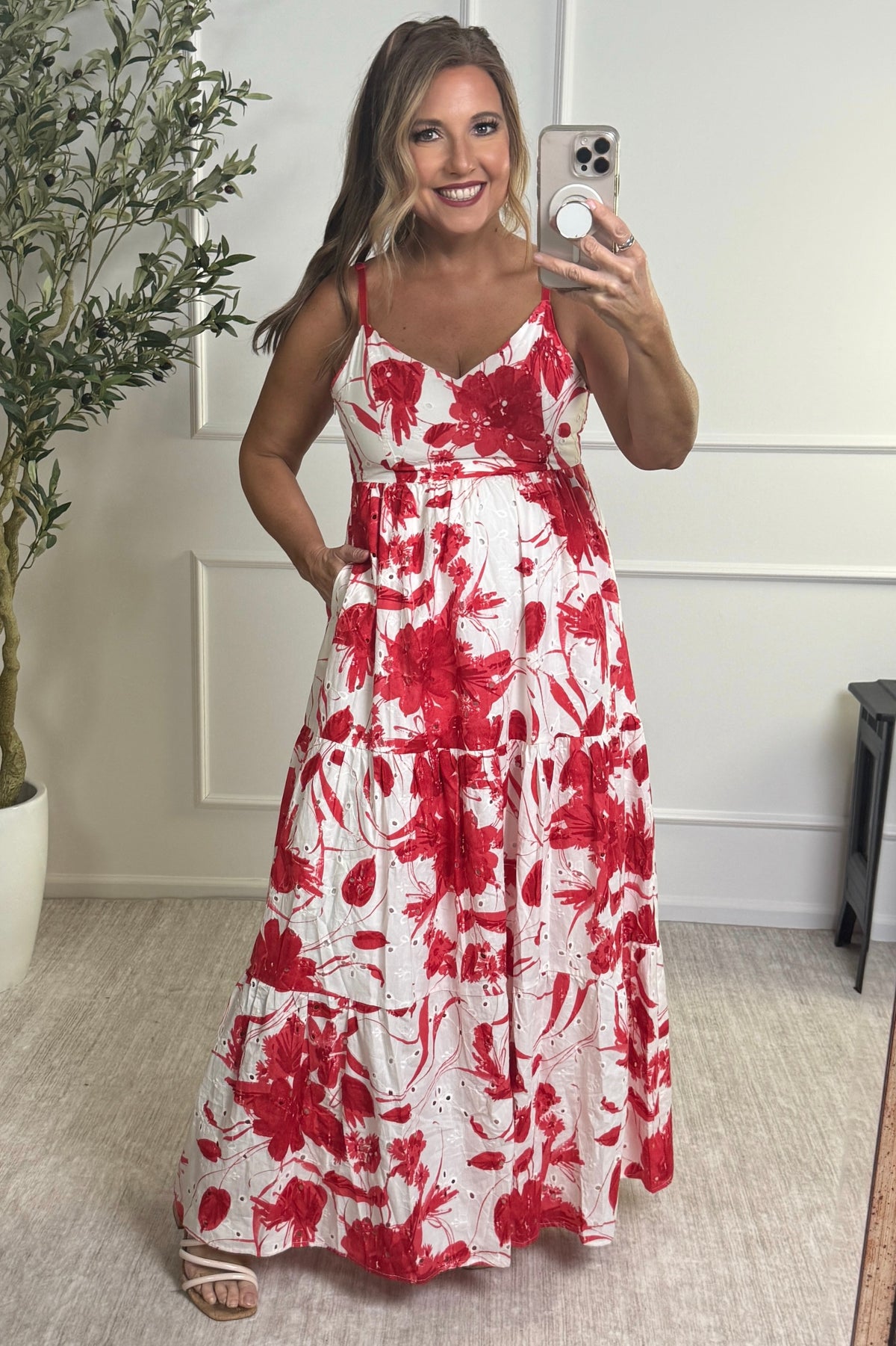 Jessie Floral Tiered Maxi Dress : Red