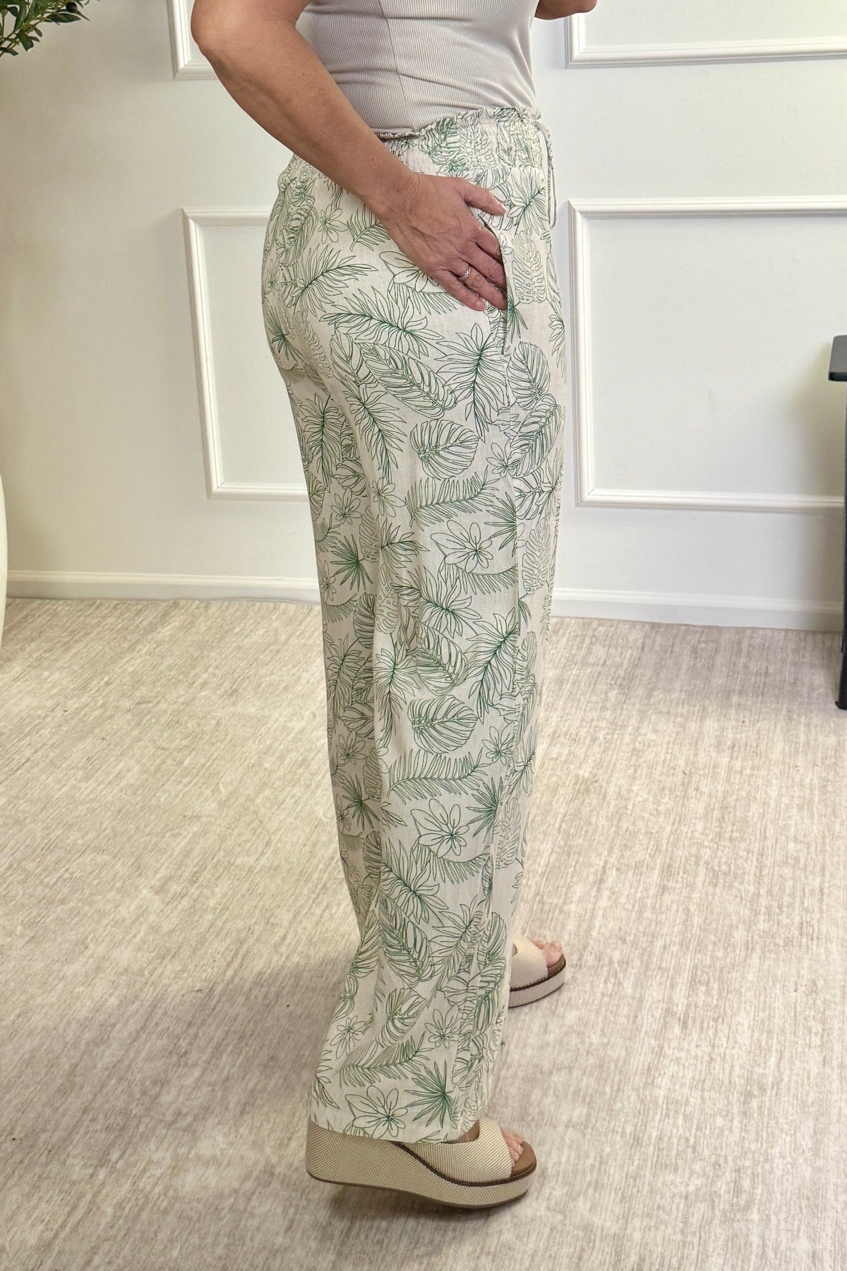 Lennon Smocked Tie Waist Wide Leg Pants : Ivory/Green
