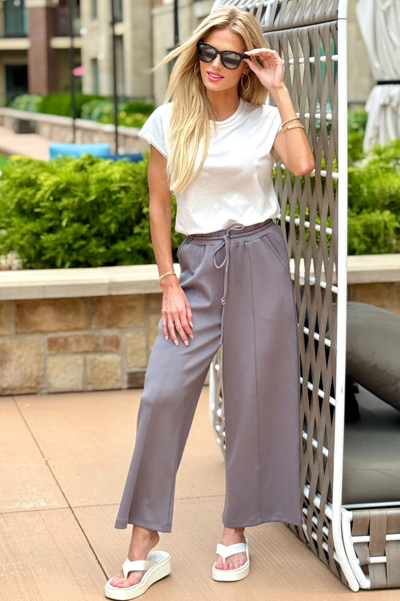 Romy Sleeveless Shirt w/ Stitch Detail : Ivory