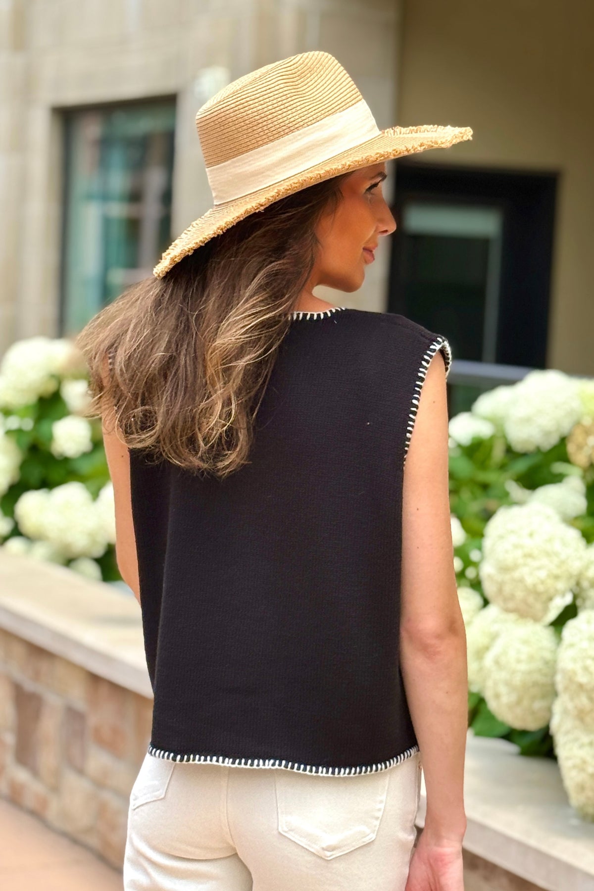 Marlowe Stitch Detail Vest : Black