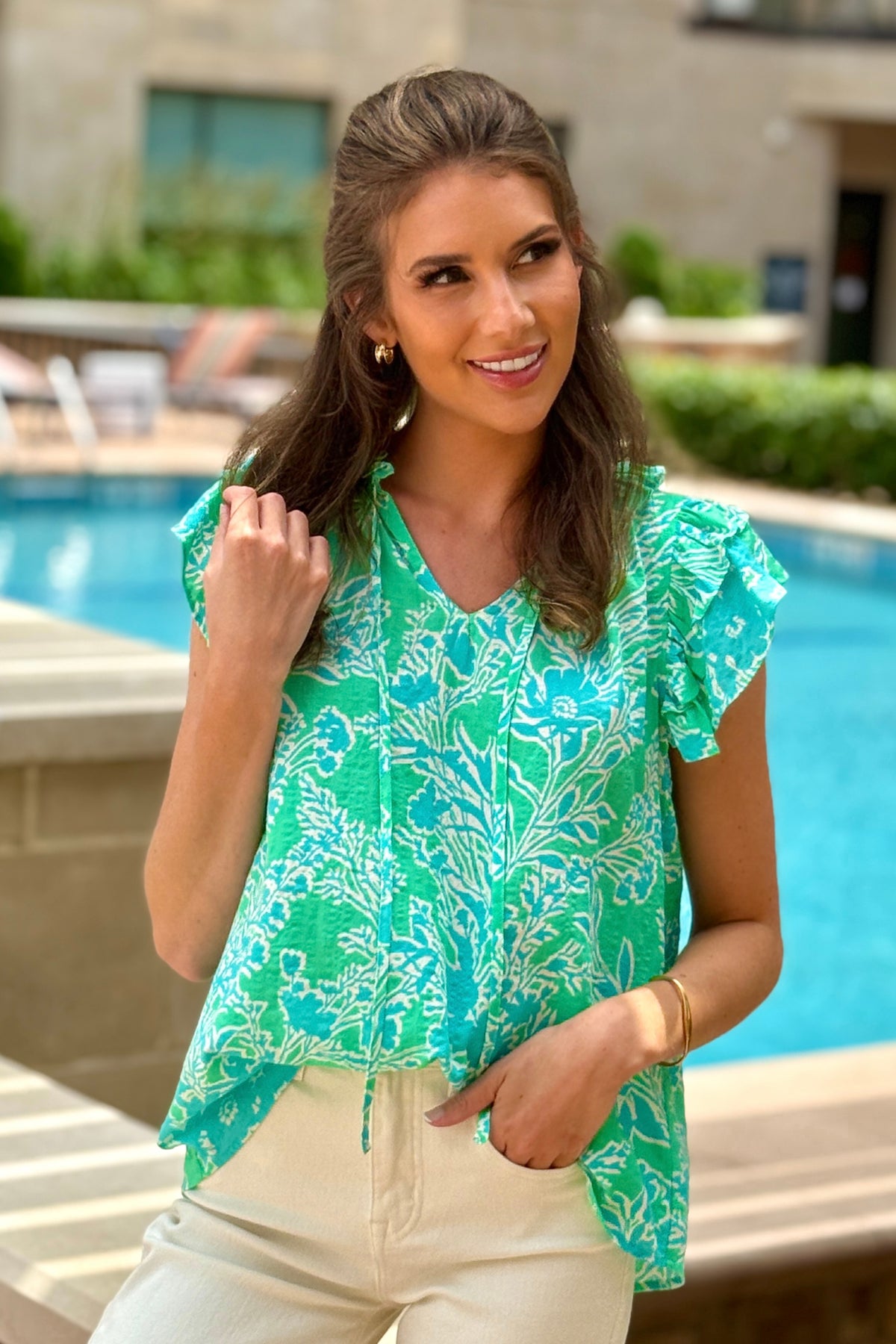 Adhara Flutter Sleeve Ruffle Collar Top : Green