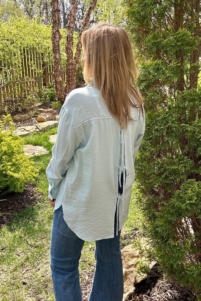 Auli Woven Shirt w/ Back Ties : Sky Blue