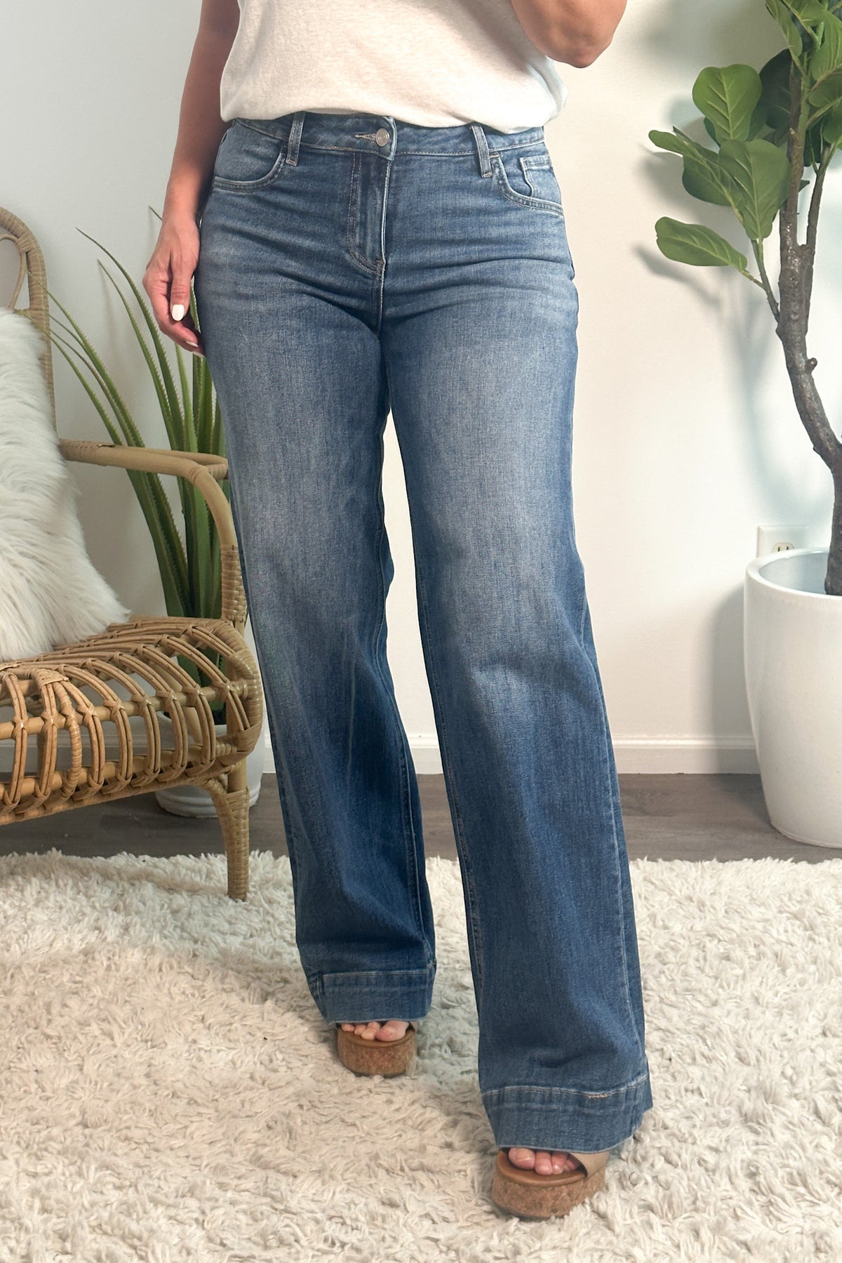 Bayeas Janece Low Ride Wide Leg Jeans : Medium