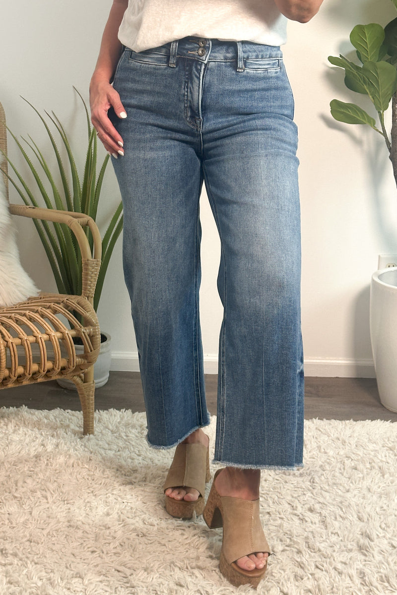 Bayeas Delanie High Rise Wide Leg Raw Hem Jeans : Medium