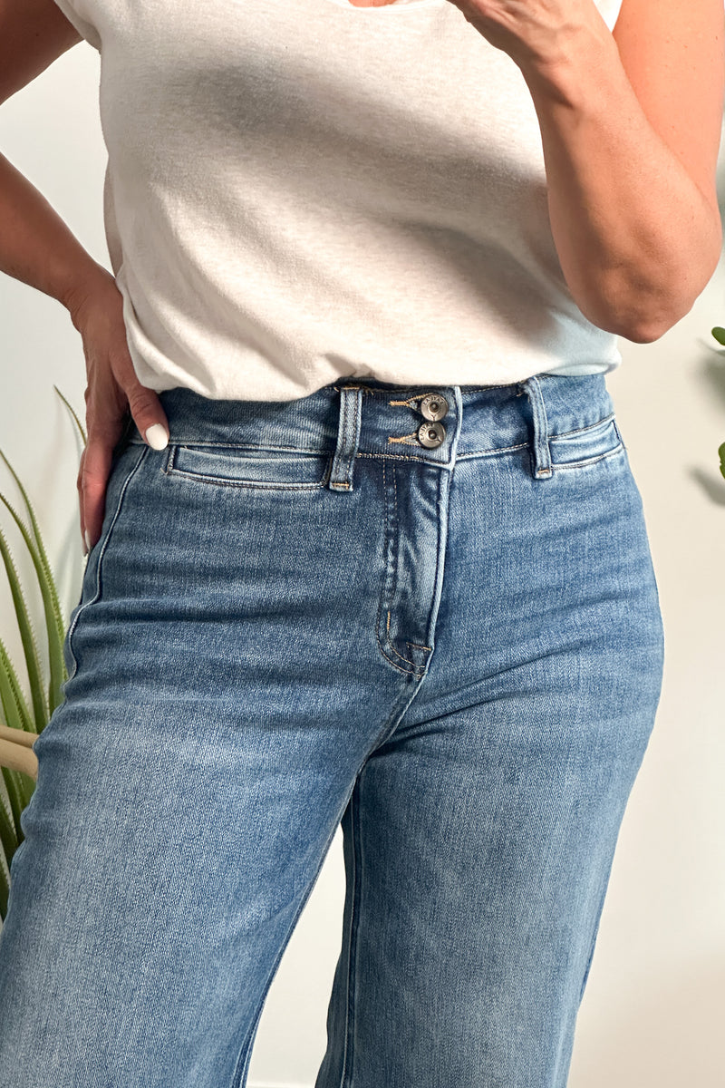 Bayeas Delanie High Rise Wide Leg Raw Hem Jeans : Medium