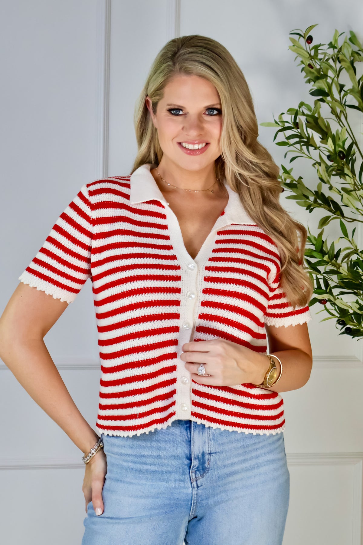 Rayna Collared Striped Button Up Sweater Top : Red/Cream