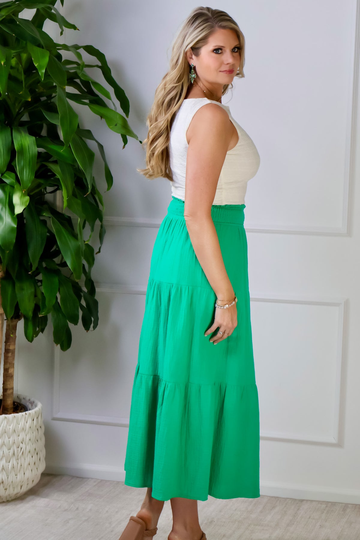 Azari Smocked Waist Maxi Skirt : Green