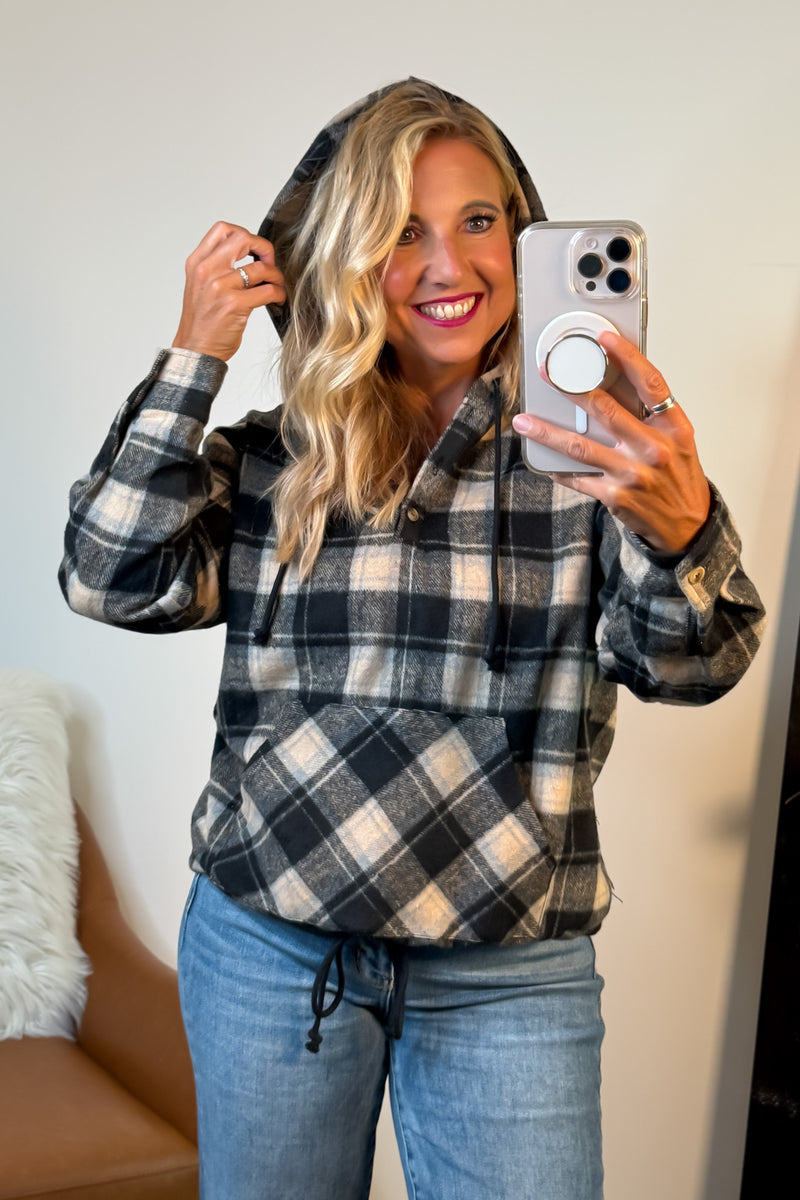 Rhae Plaid Pullover Hoodie : Black