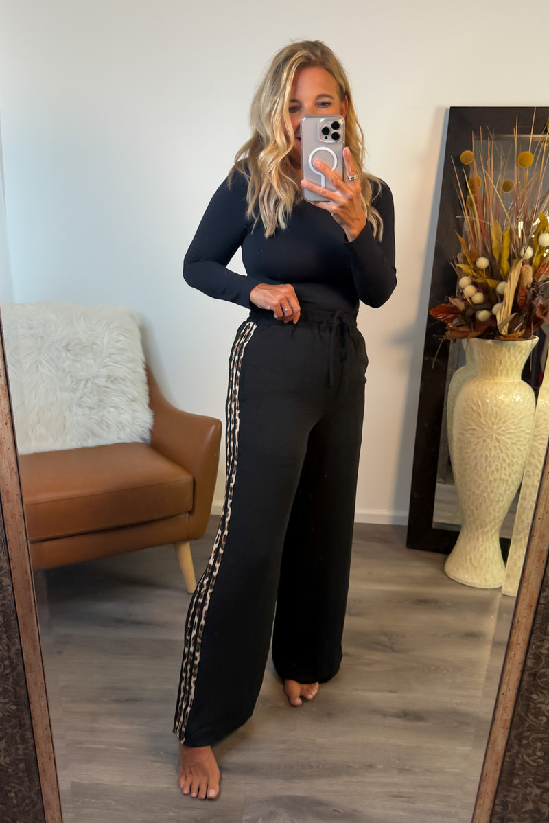 Ciela Pants : Black