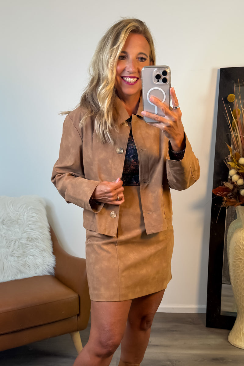 Aurea Leather Collared Jacket : Camel