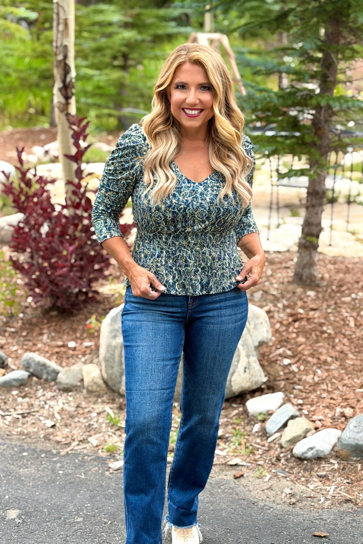 Liverpool Zarah 3/4 Ruched Sleeve V-Neck Knit Top : Navy/Gold Multi