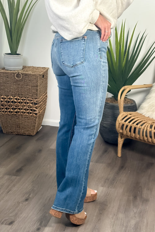 Judy Blue Regina Vintage Bootcut Jeans : Mid