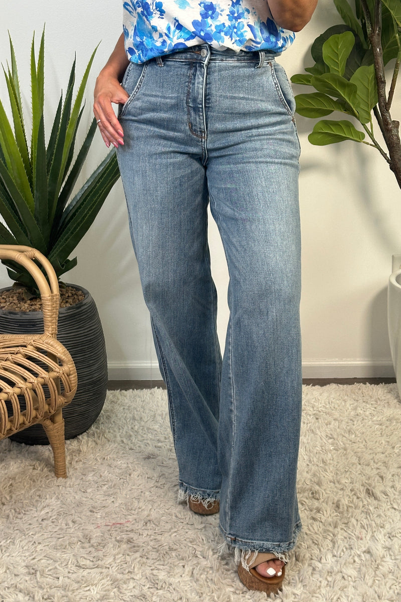 Judy Blue Reina HW retro Wide Fit Jeans : Med.