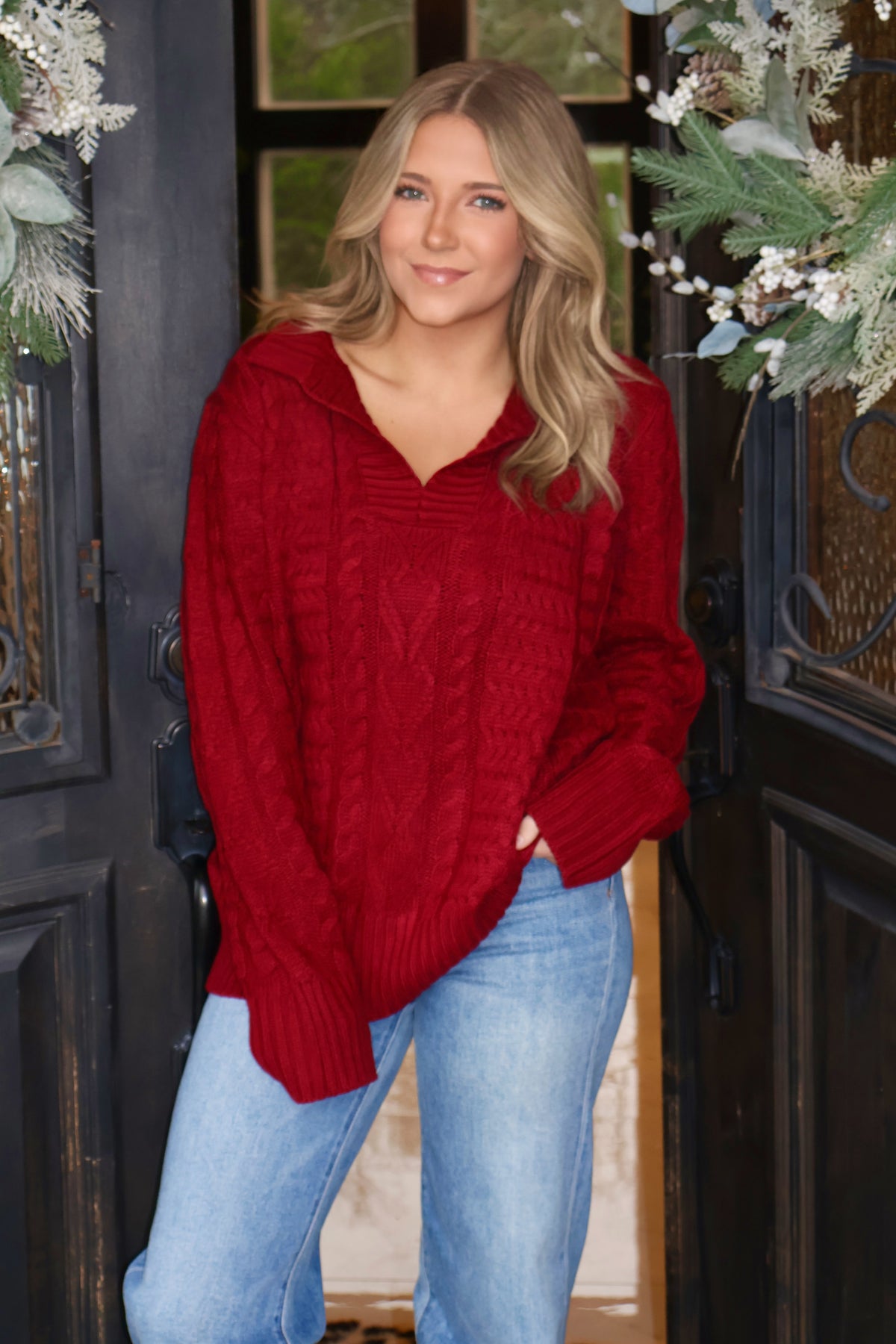 Defne Cable V Neck Knitted Sweater : Burgundy