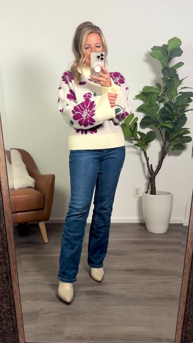 Kalliope Mock Neck Floral Sweater : Cream Mix