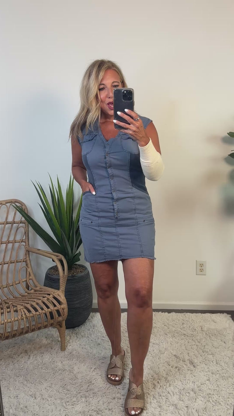 Veida XCVI Snap Front Linen Dress : Med. Blue