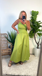 Moon River Braelyn Mixed Media Midi Dress : Green