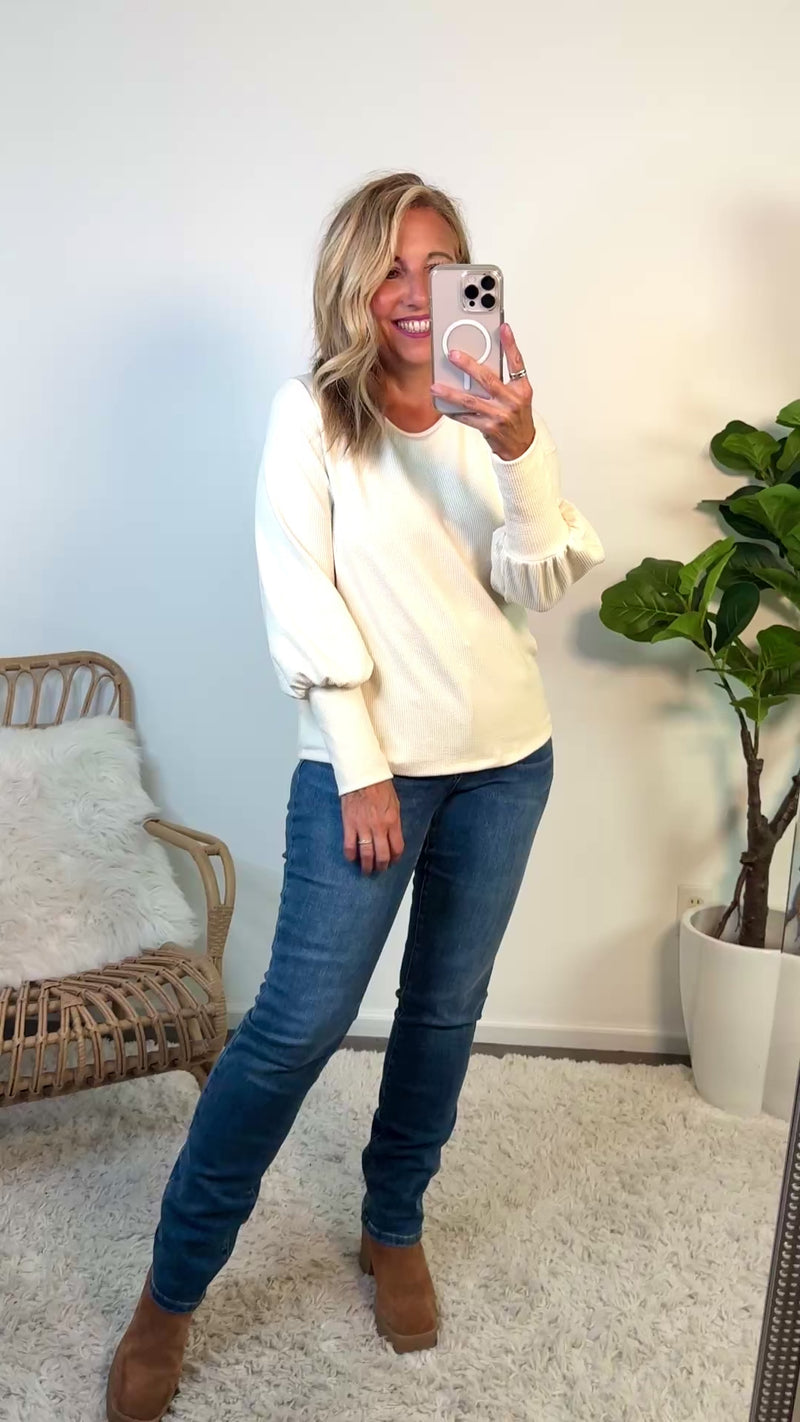 Monika Knit Banded Sleeve Top : Ivory