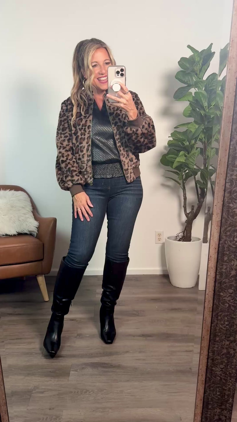 Shaka Leopard Print Fur Bomber Jacket : Brown