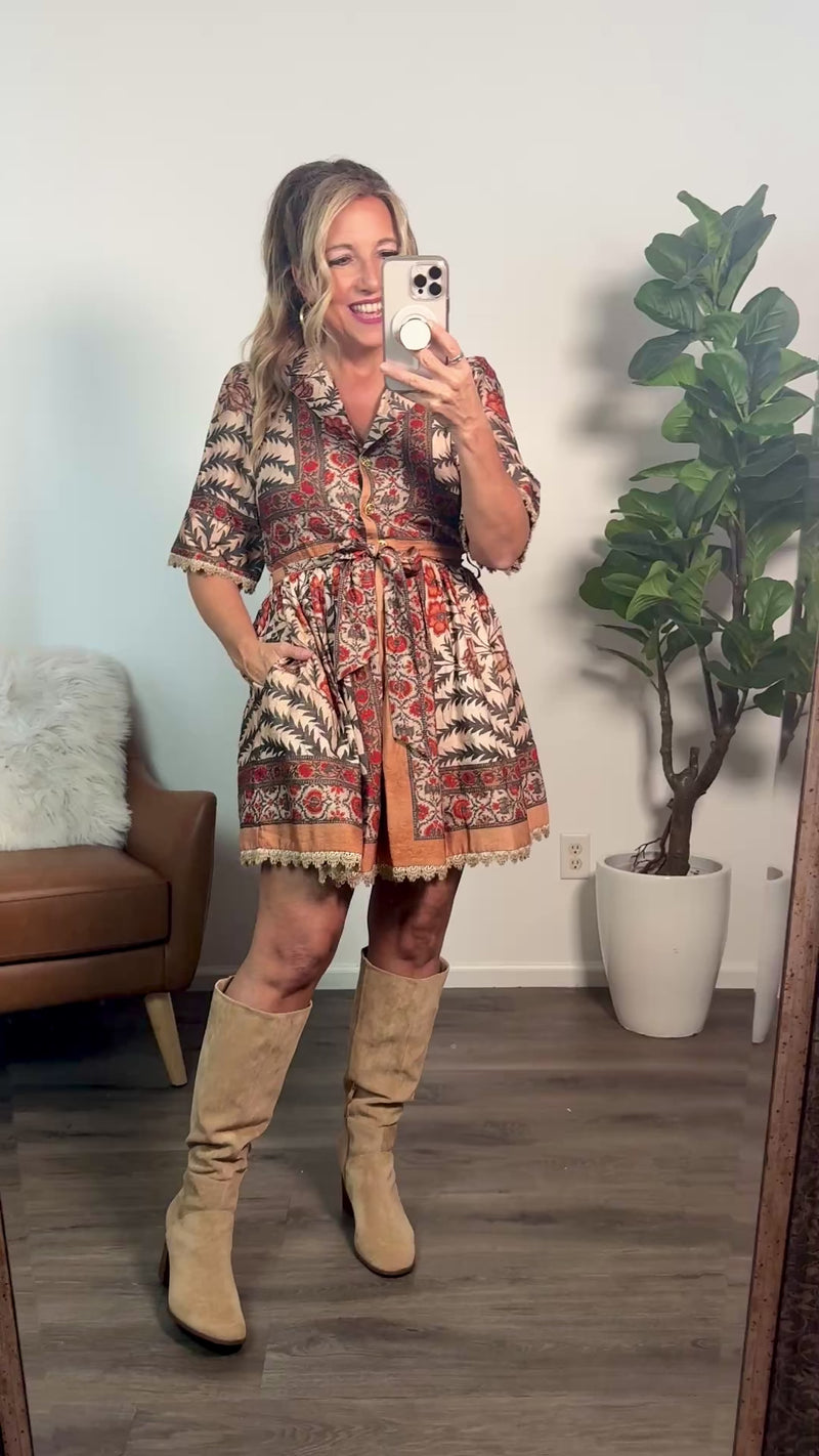 Donella Short Sleeve Dress : Tan Multi