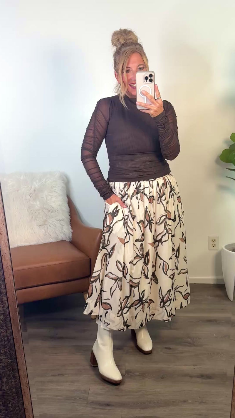 Aelin Shirred Maxi Skirt : Mocha