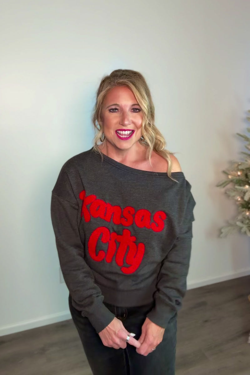 Kansas City Off Shoulder Vintage Sweatshirt : Red