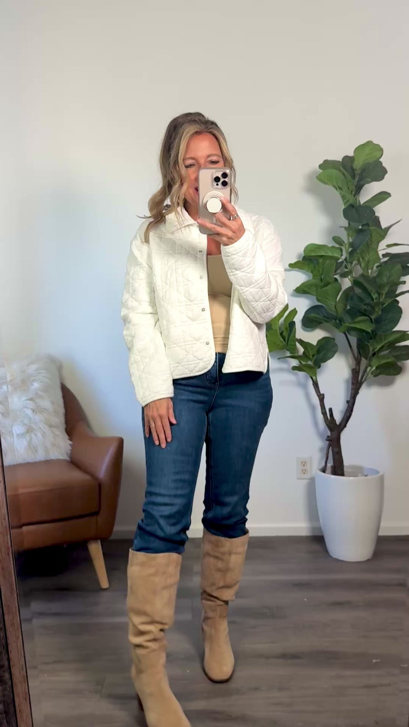 Imogen Quilted Collar Jacket : Off White