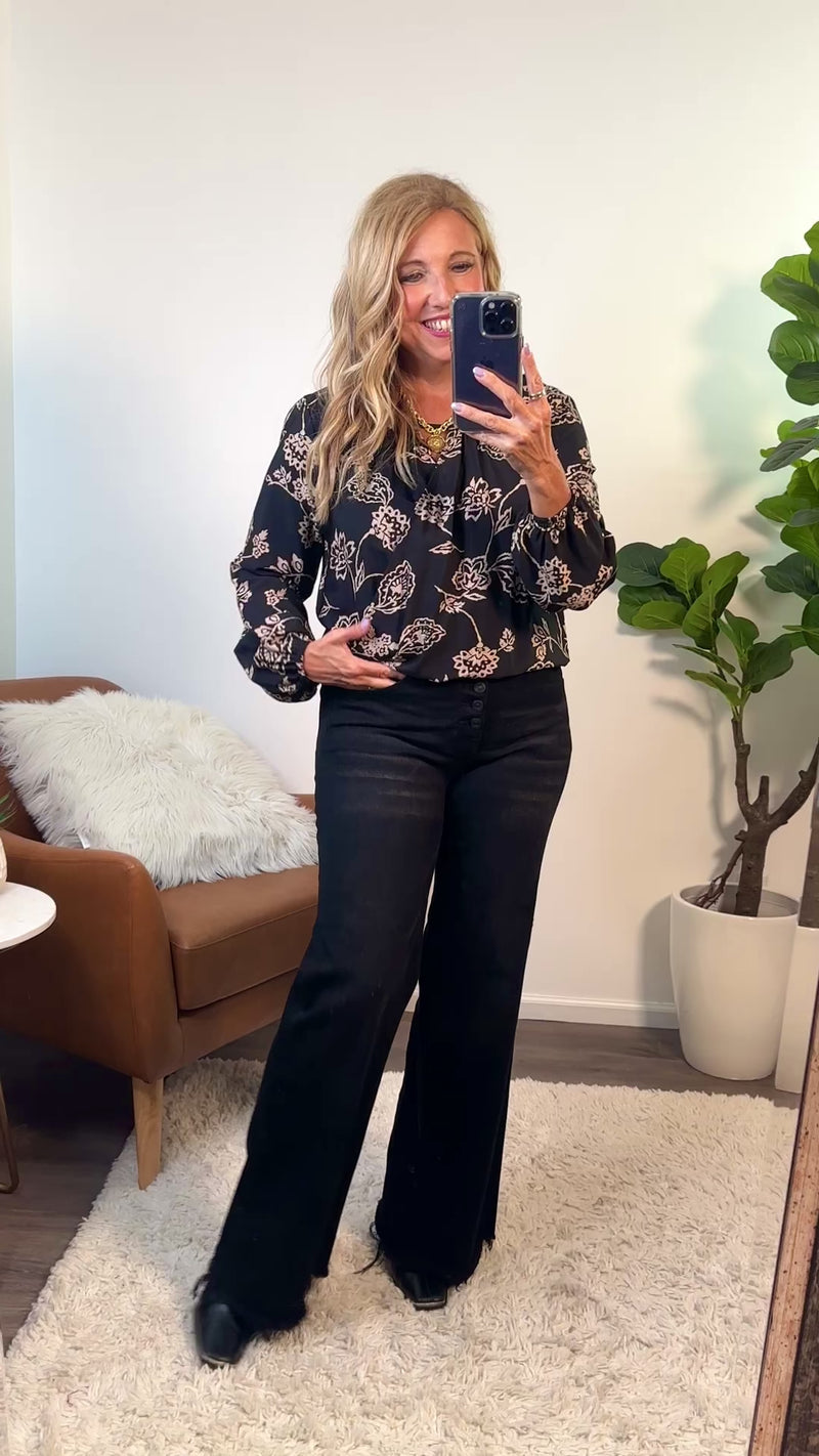 Mackinac Cutout Floral Print Top : Black