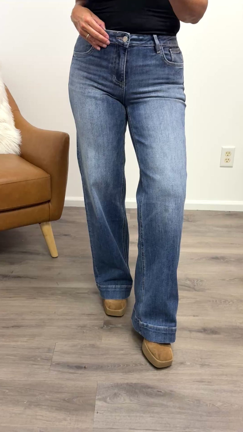 Bayeas Eldora Low Rise Jeans : Medium Blue