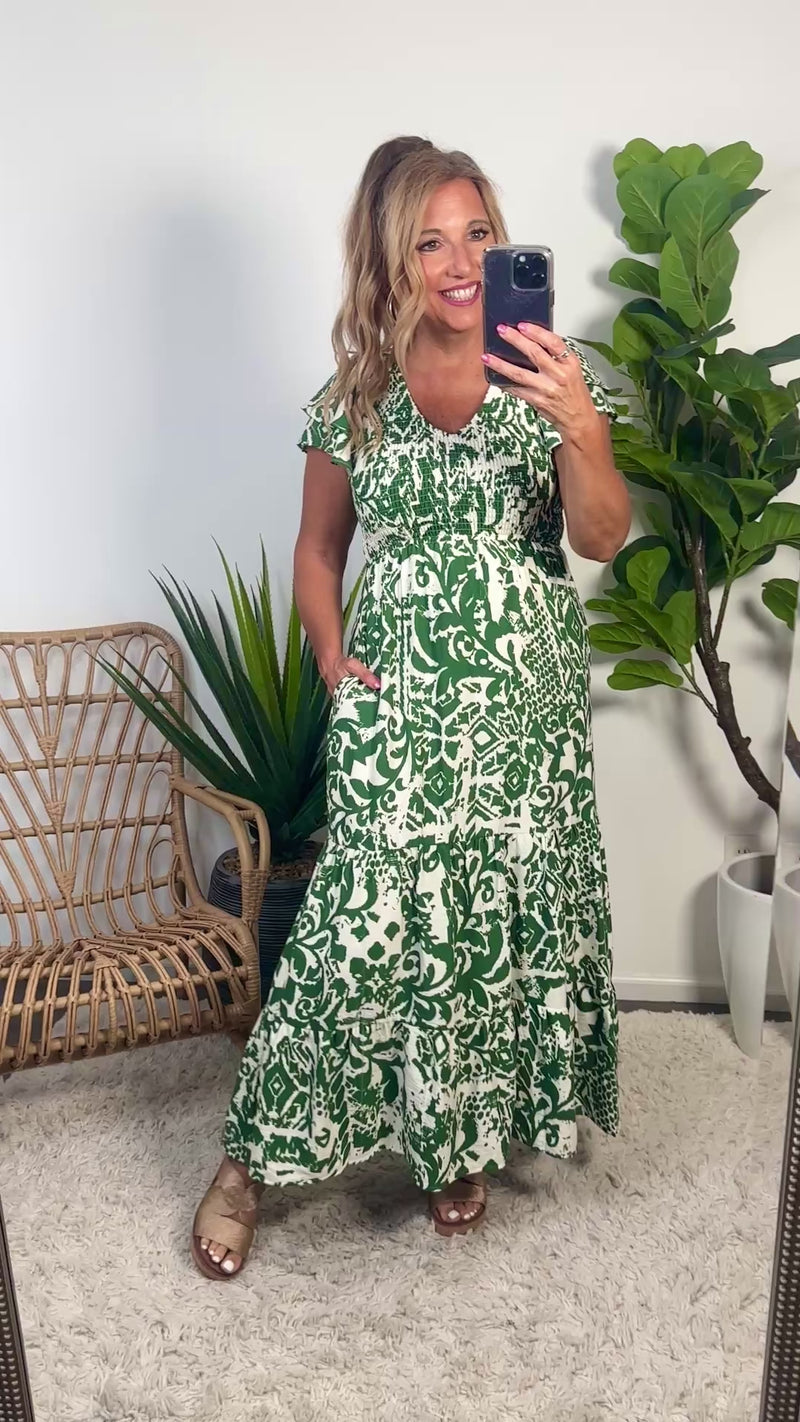 Pia Abstract Print Maxi Dress : Green