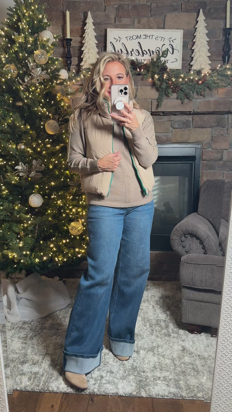 Debora Reversible vest : Green/Tan