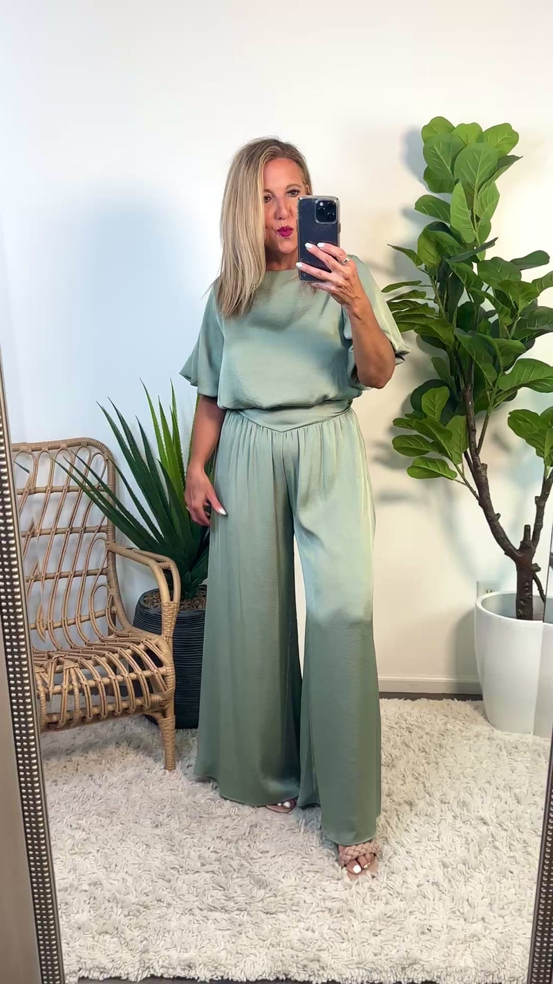 Ariyah Bubble Sleeve Crop Top : Sage