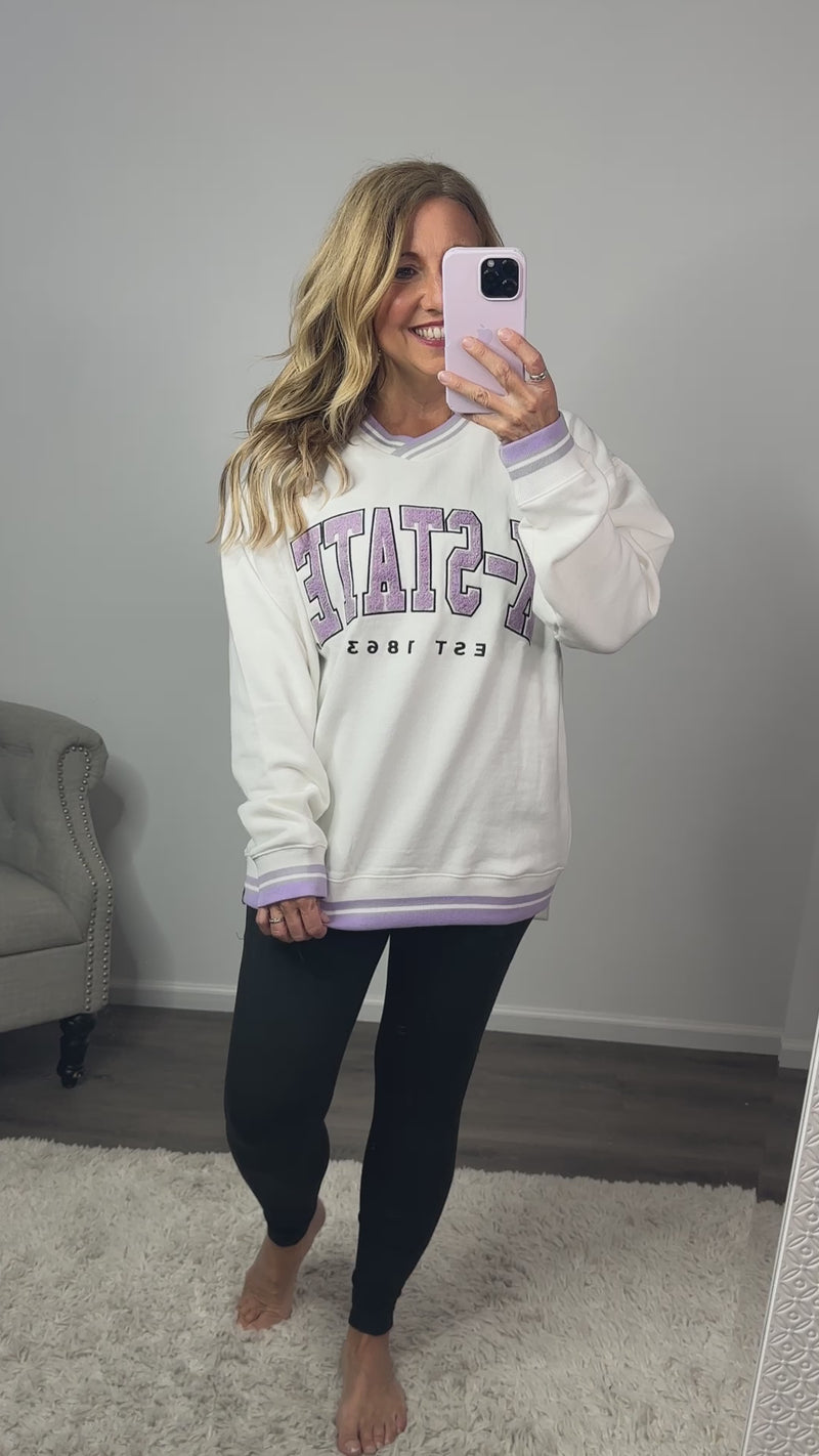 K-State Chenille Letter V-Neck Pullover : White/Lavender
