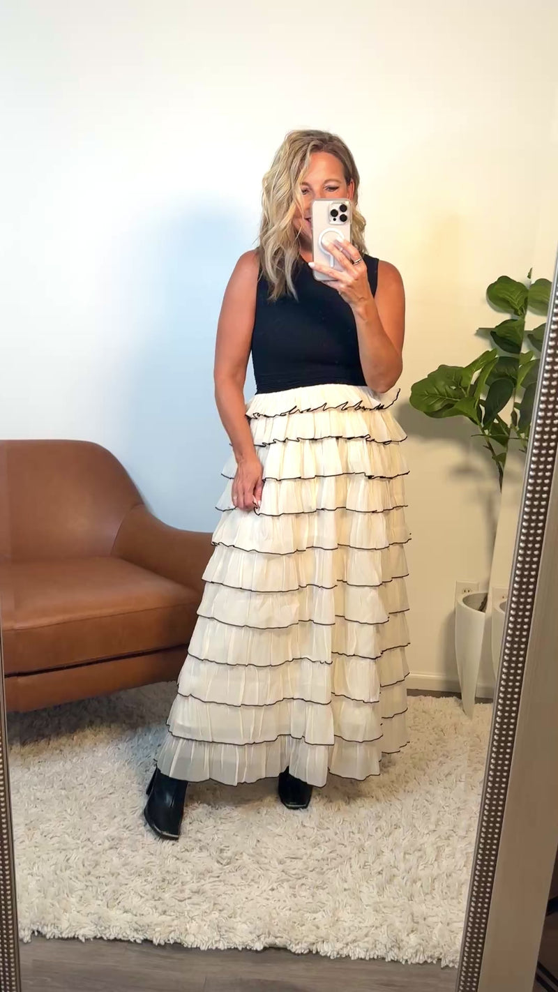 Sorel Tiered Maxi Dress : Black