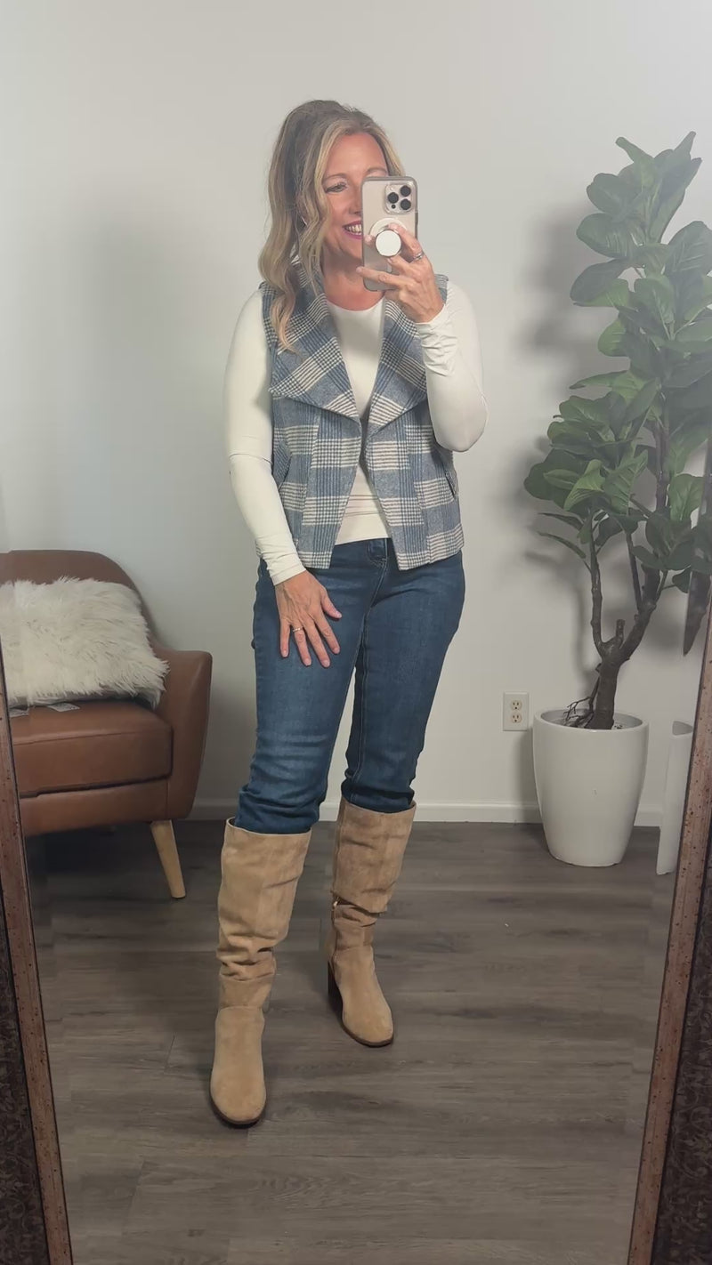 Maliah Plaid Vest : Blue